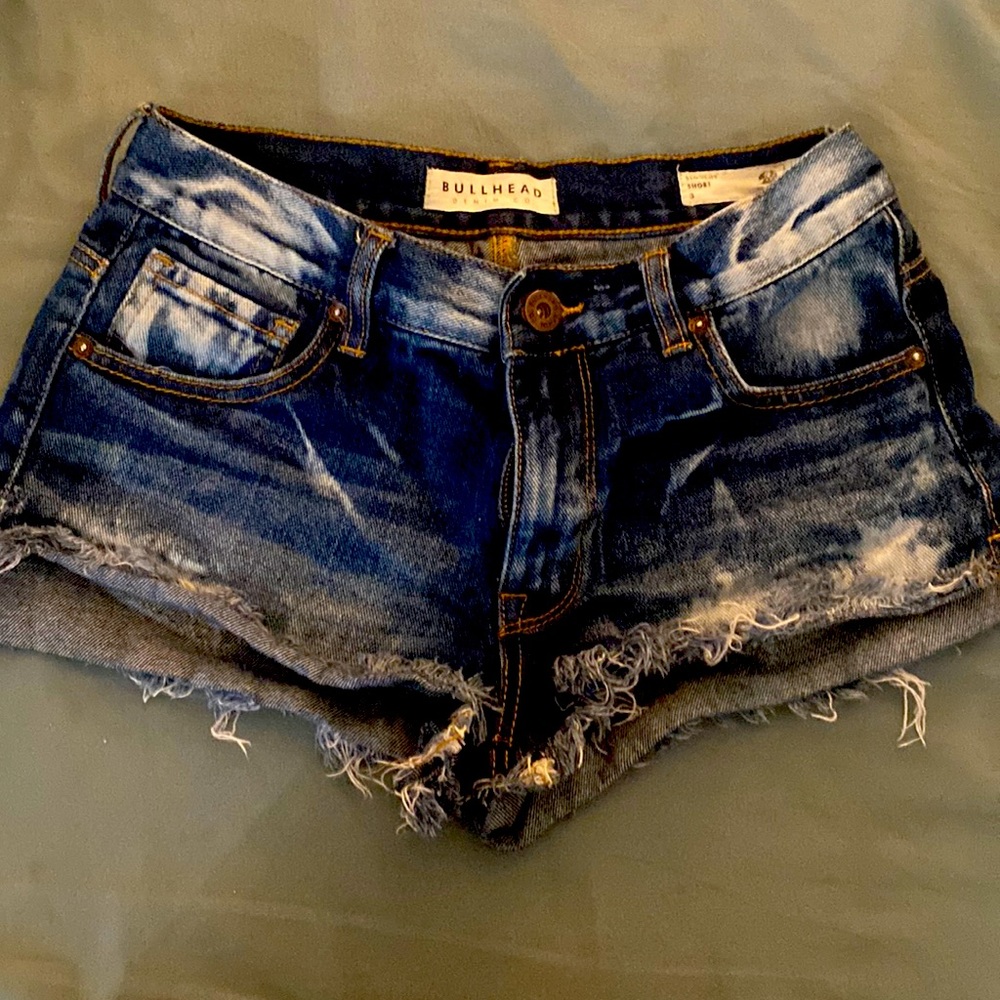 Super cute short shorts!